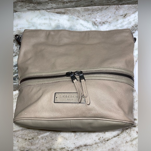 LIEBESKIND Berlin Fenja Zip Shoulder Bag Hobo - Picture 11 of 15